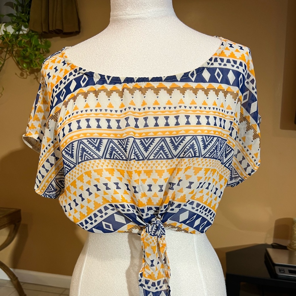 Sheer crop top by UK2LA